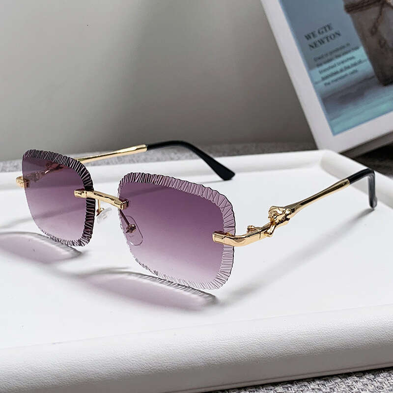 2025 New Cross-Border Designer Serrated Rimless European and American Ins Fashion Leopard Head Metal Sunglasses