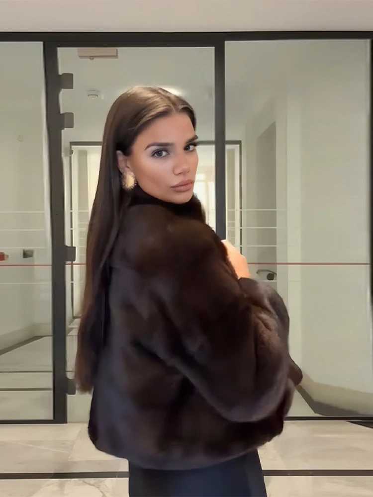 Autumn Winter Vintage Brown Faux Fur Jacket For Women High Neck Long Sleeve Crop Furry Coat 2025 New Lady Trendy Warm OutwearsT251201