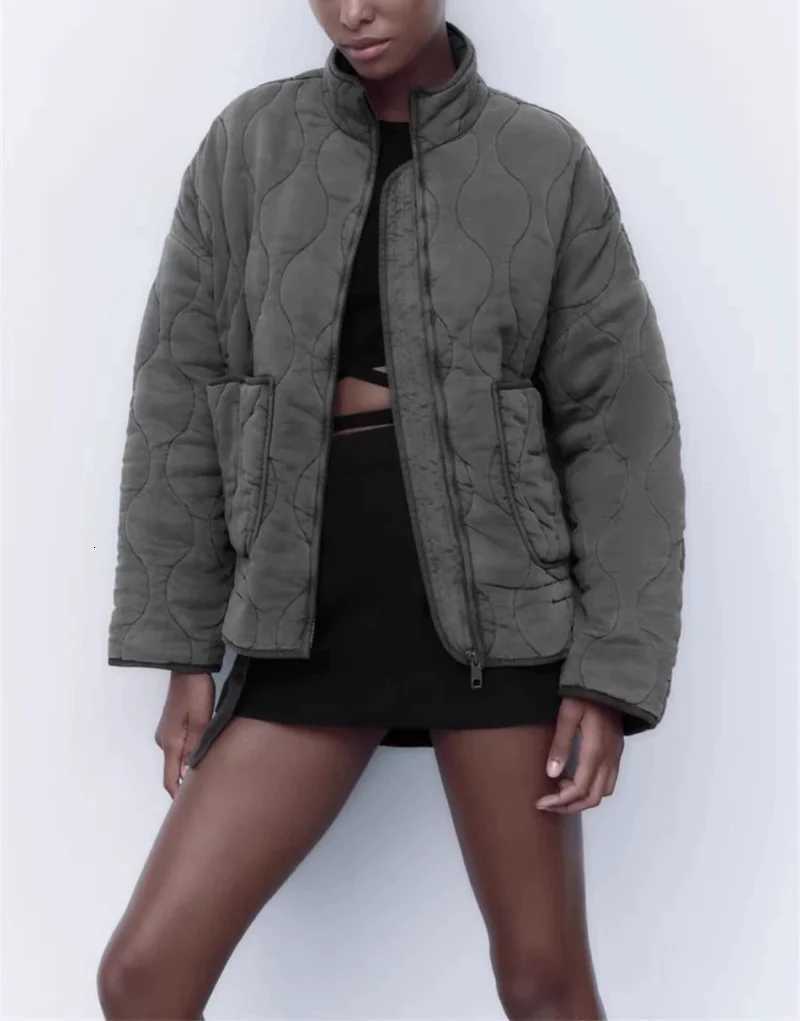 ETJ 2025 Womens new fashion vintage wash made old quilted stand collar big pocket cotton-padded casual coatT251201