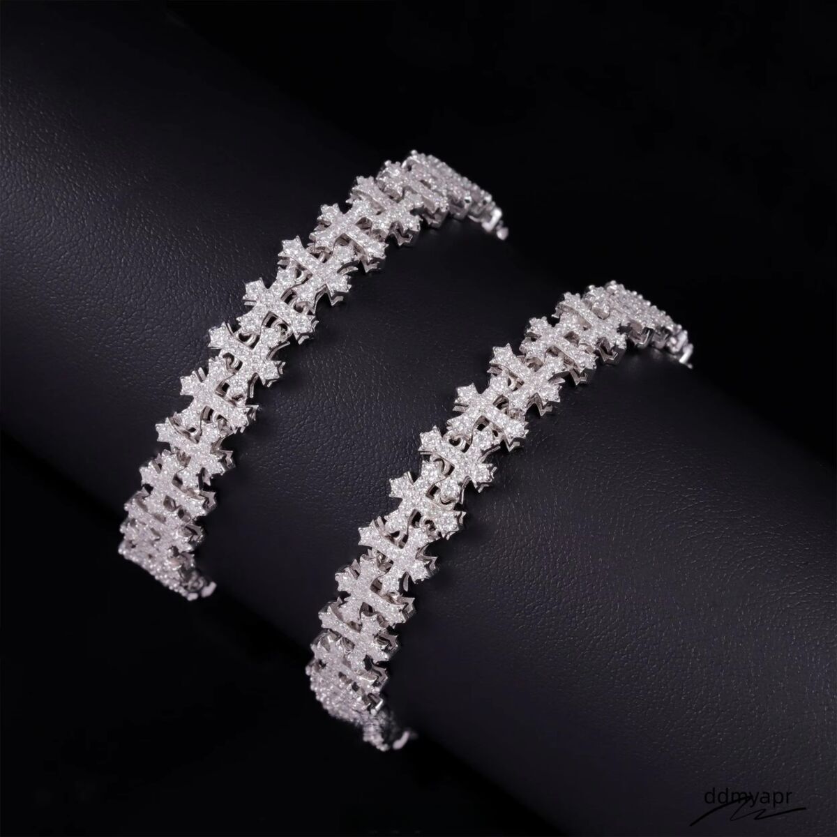 New Design Sterling Sier Gold Plated Link Ddmyaug Bracelets Iced Out Vvs Moissanite Full Dia Cross Chain Bracelet Ddmyaug