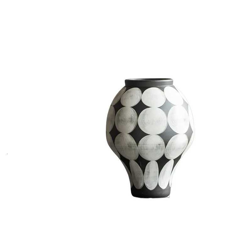 Chinese Ceramic Vase HandPainted Patter Pottery Jar Living Ro Dried Flower Vase He Decor Traditional Accent Y251201