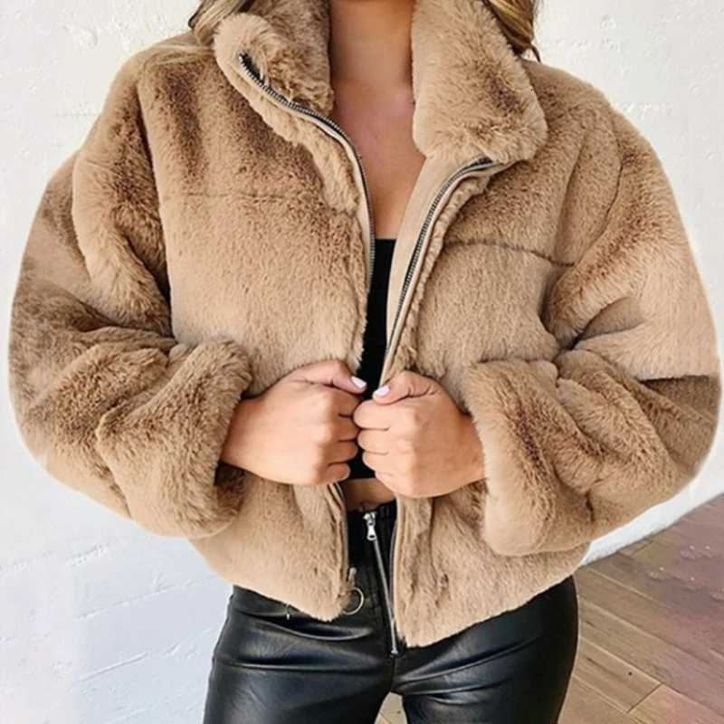 Autumn Winter New Short Faux Fur Coat Womens Super Fashion Sexy Turn Down Collar Thick Plush Jackets Ladies Slim OutwearT251201