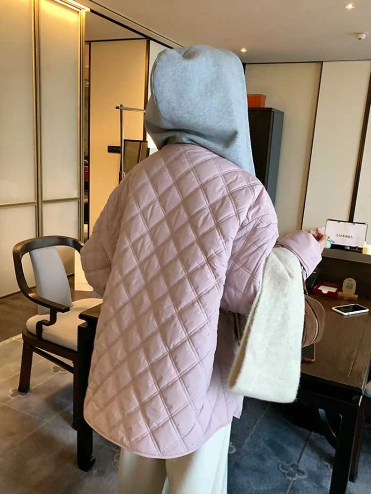 Female Basic Quilted Loose Parkas Jackets Women New Autumn Winter Womens Casual Hooded Solid Black Padded Bomber CoatsT251201