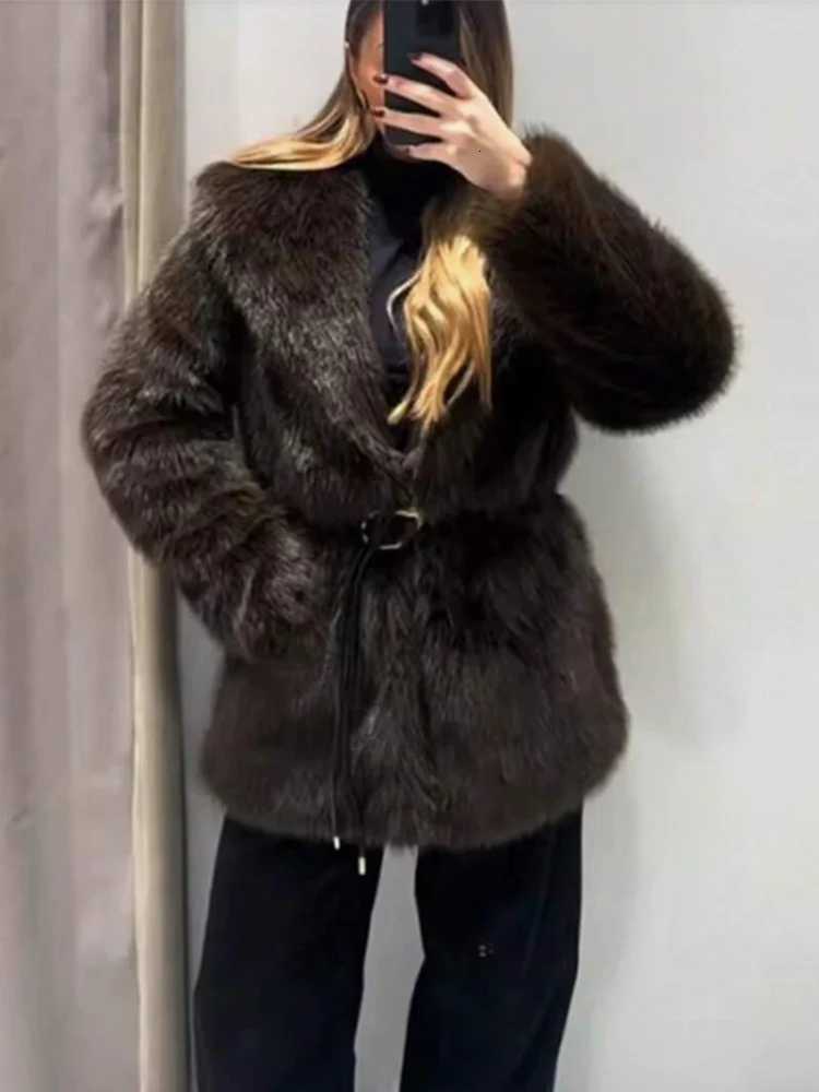 TFMLN Women Winter Luxury Faux Fur Coats With Belt Vintage Lapel Long Sleeves Loose Jacket Fashion Thicken Warm Lady OutwearsT251201