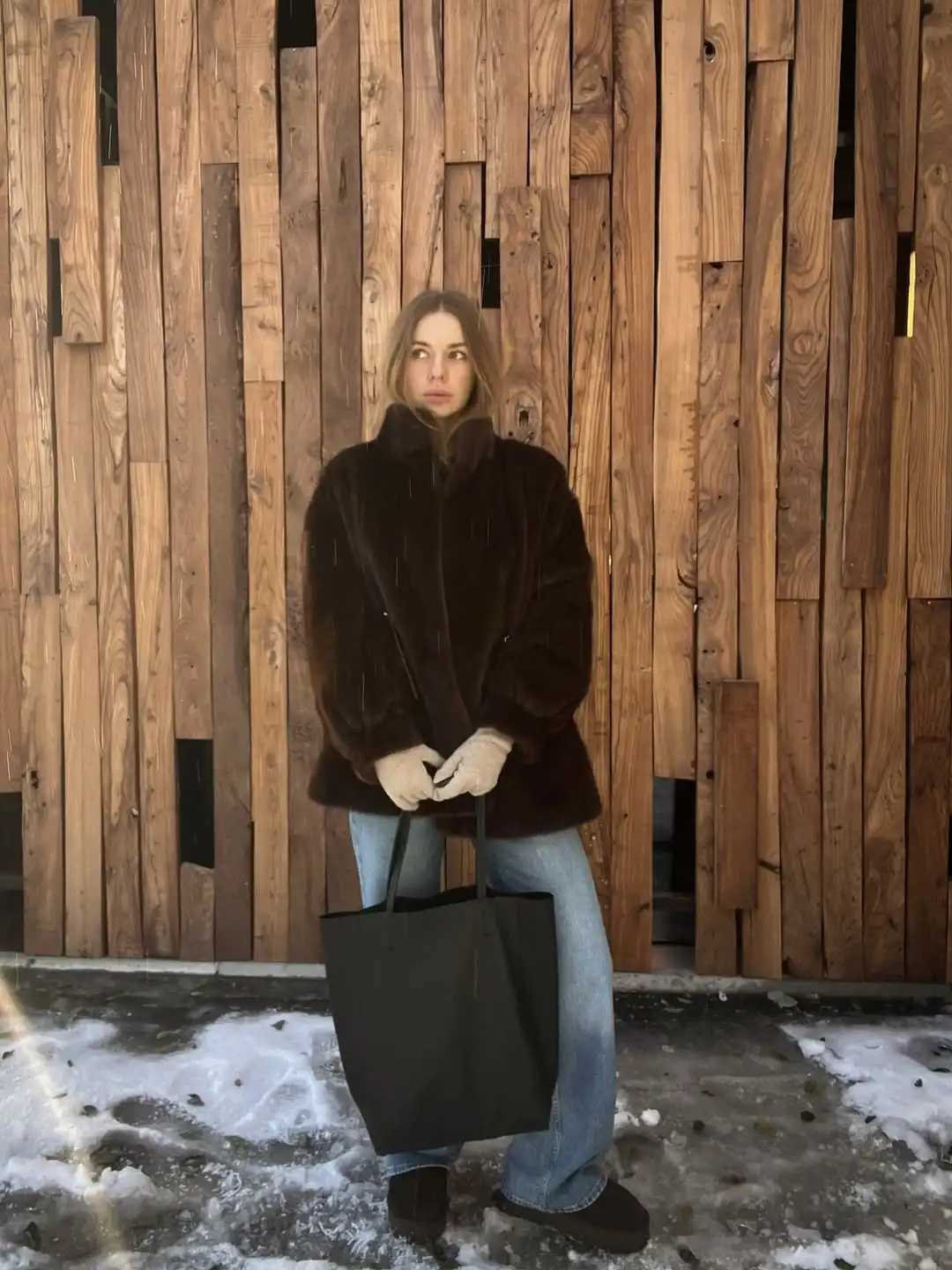 Drawstring Cinched-waist Faux Fur Coat Women Chic Stand Collar Full Sleeve Pocket Warm Jacket Lady Winter Daily Street CoatsT251201