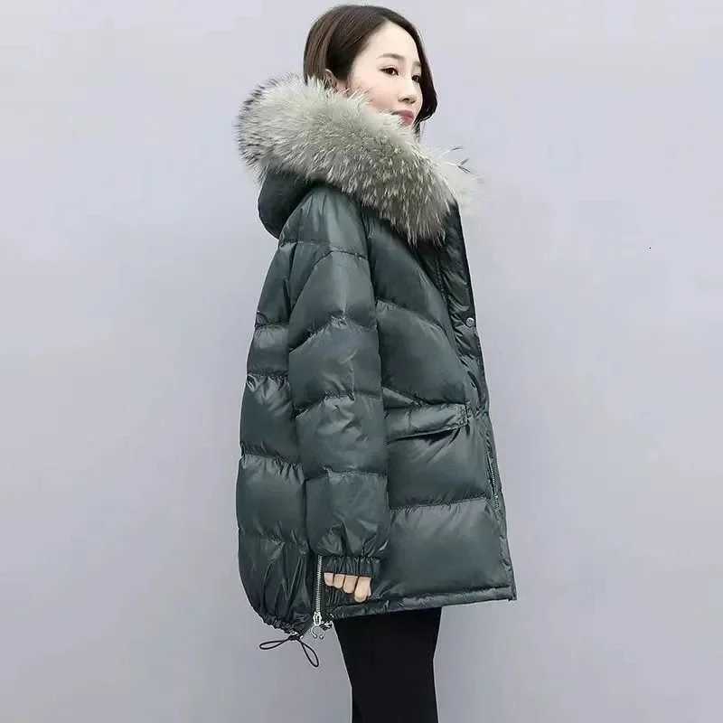 2025 Winter New Warm Down Cotton Jacket With Large Fur collar Hooded Coat Loose Women Thicken Parker Puffer Overcoat Casual wearT251201
