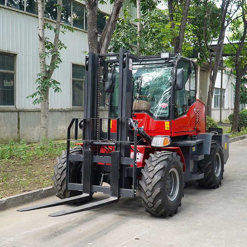 Rugged 5 Ton All-Terrain Forklift | Featuring 4WD, Diesel Power & Precision Hydraulic Control