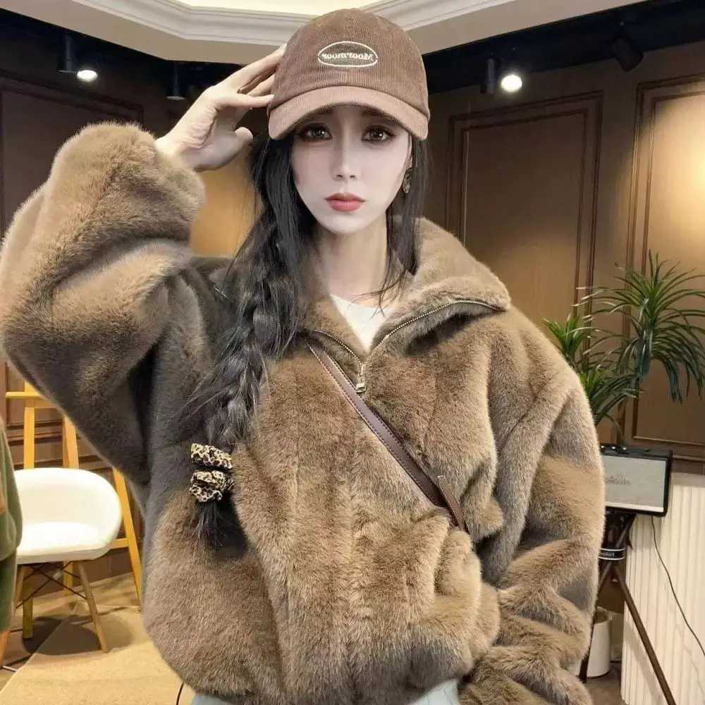 Trend Autumn Winter Womens Faux Fur Coat Warm Short Fur Jacket Soft Stand Collar Fluffy Mink-Like Fleece Top Long Sleeve ZipperT251201