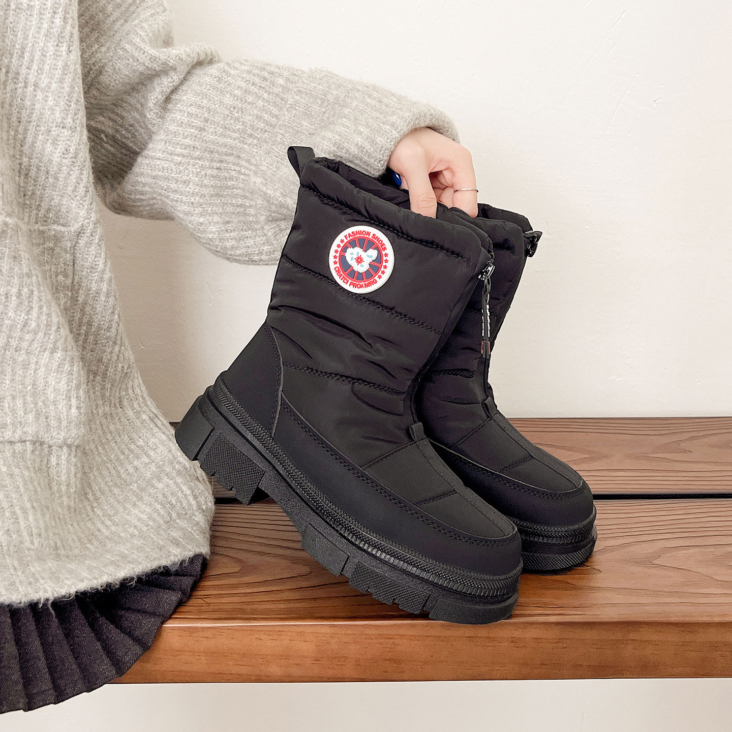 Designer Boots Women 2025 Winter Snow Boots Thick Sole Thermal Insulated Waterproof Non-Slip Mid-Calf Anti-Cold Wool Lined Thickened Cotton Boots