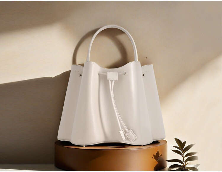 2026 New Women's Fashion Elegant Turkish Pleated Drawstring Bucket Handbag Shoulder Crossbody Bag