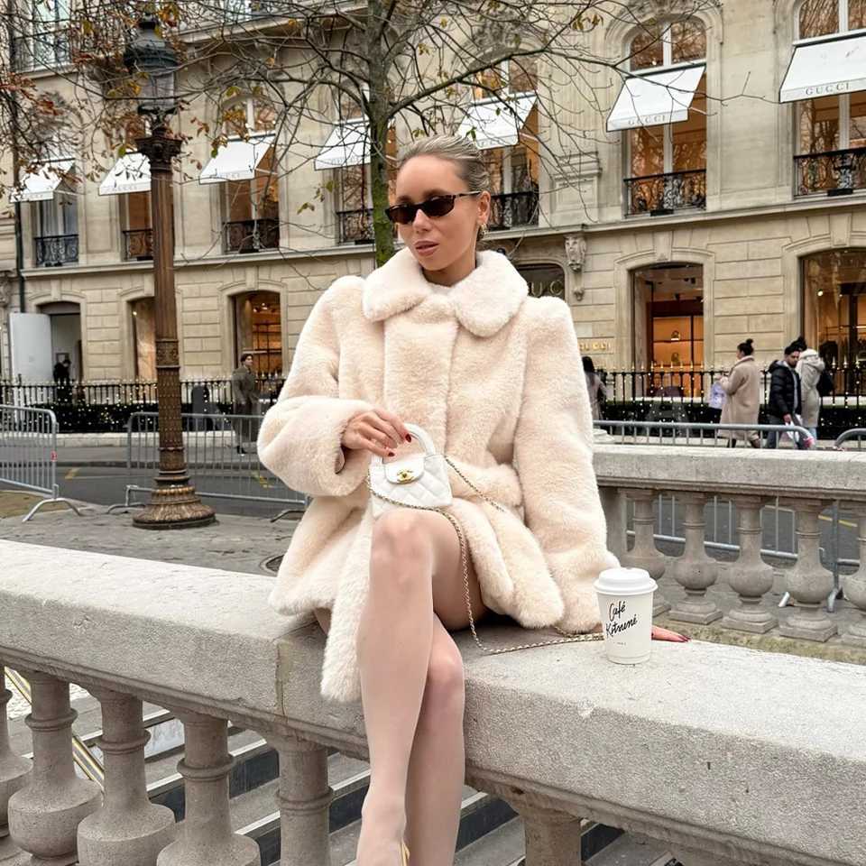 KONDALA 2025 Fall Winter Faux Fur Women Streetwear Coats Fashion Elegant Sashes Turndown Collar Chic Ladies Solid CoatsT251201