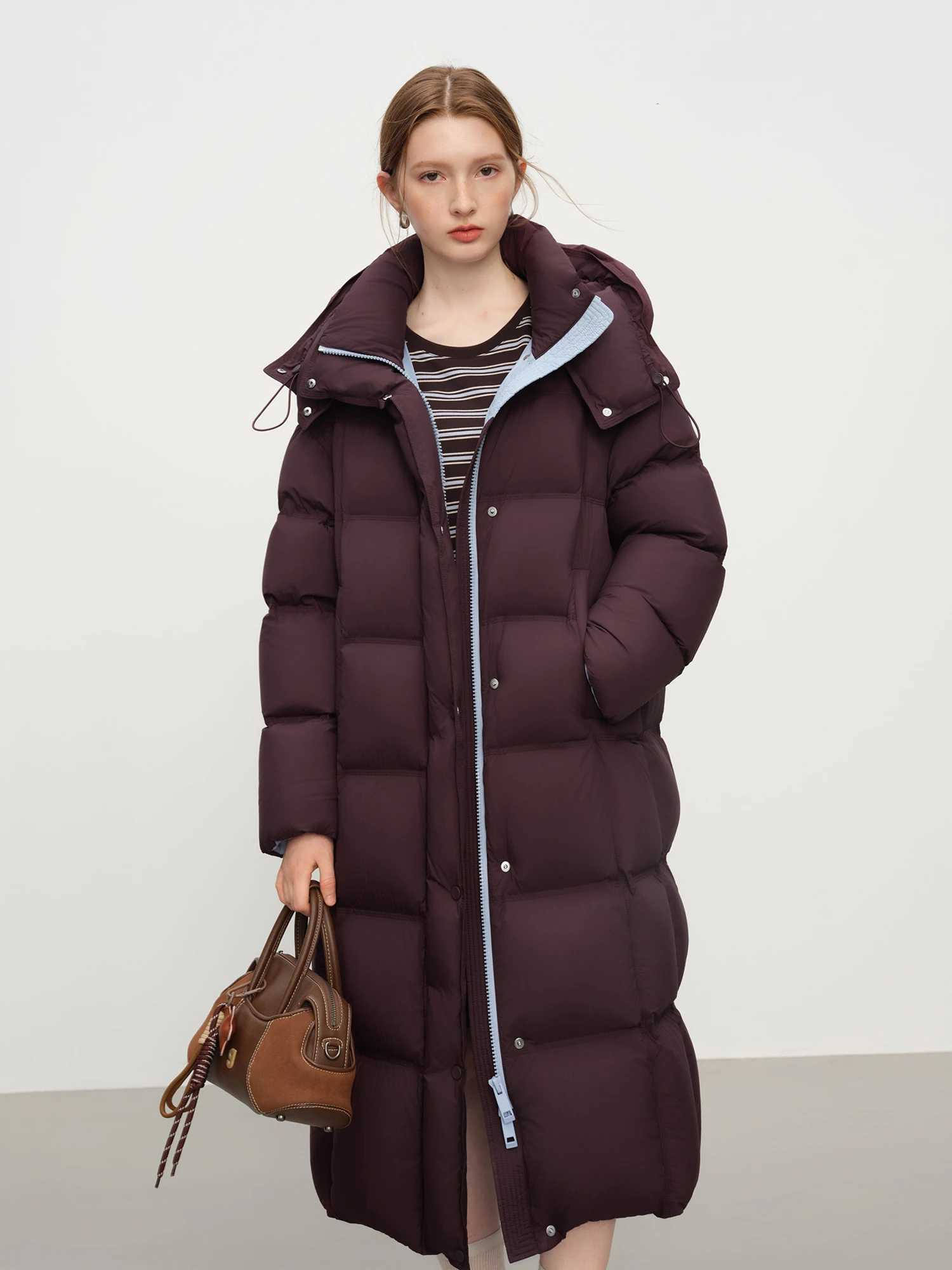 FSLE 2025 Winter New Womens Long Puffer Down Coat with Hood Two-Tone Color Block Thermal Insulated Jacket Heavy Warm OuterwearT251201