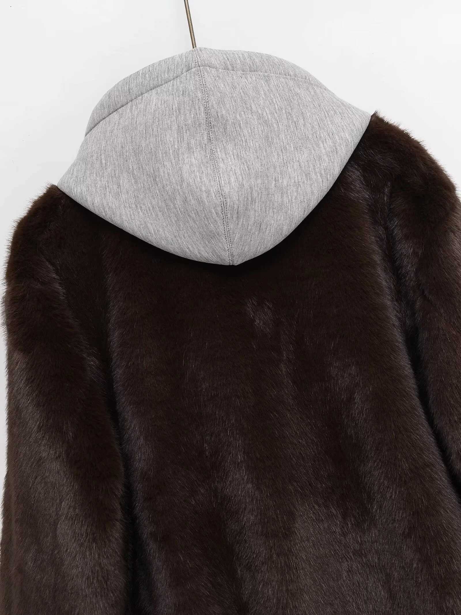 2025 Winter New Fashionable Sweet Loose Splicing Artificial Fur Zipper Hooded Jacket for WomenT251201