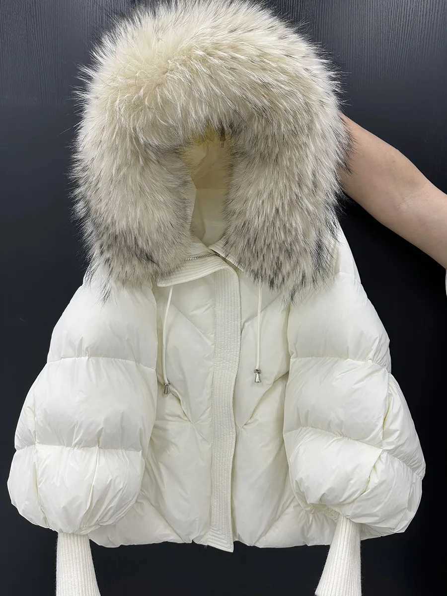 Winter Natural Large Fur Collar Hooded Down Jacket Female Lantern Sleeve Warm Quilted Jacket Women Short White Duck Down OutwearT251201