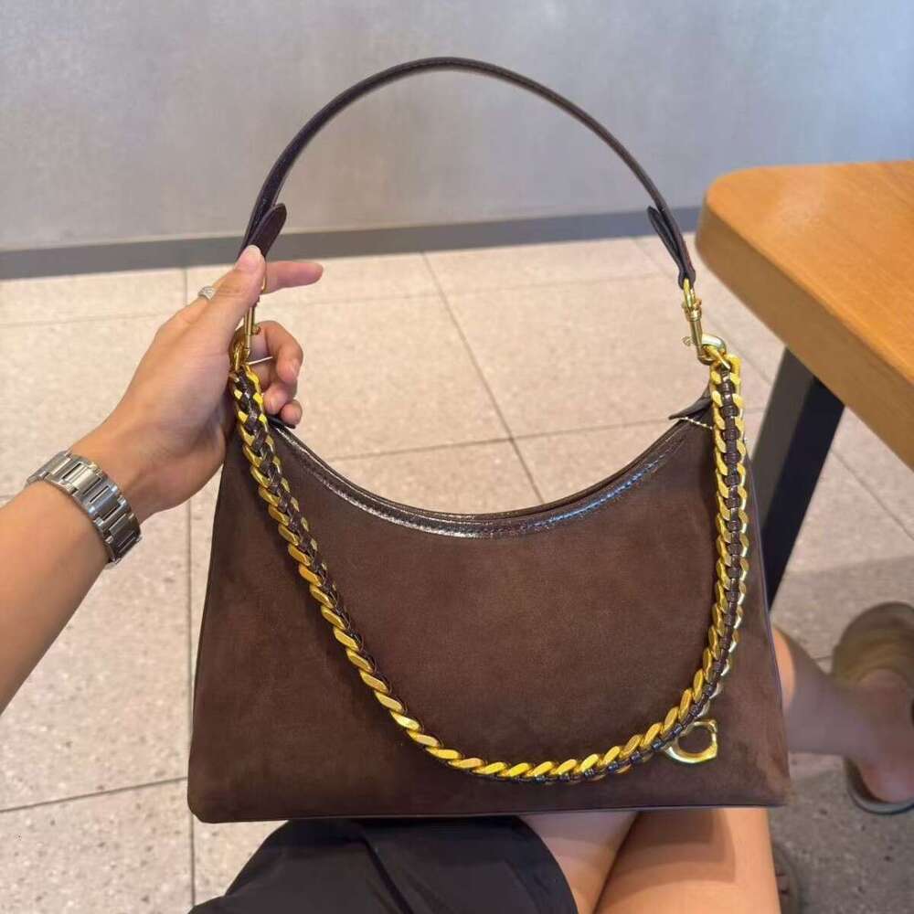 Vintage Large Capacity Chain Underarm Tote for Women 2025 Autumn Winter New High-end Versatile Shoulder Crossbody Bag