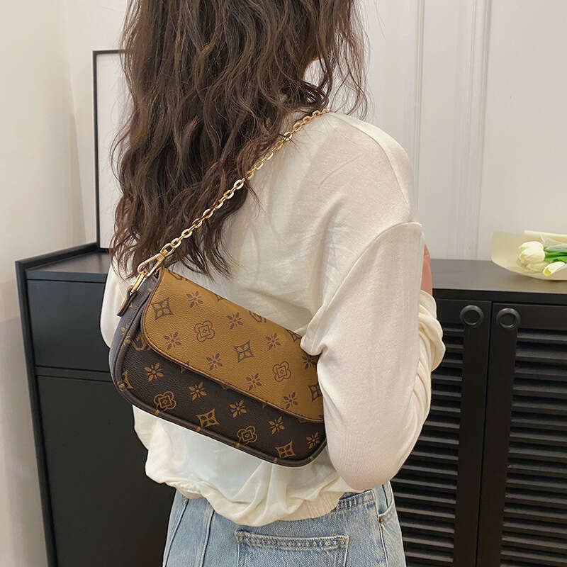 Fashion Women's 2025 New Vintage Print Small Square Commuter Versatile Crossbody Casual Shoulder Bag Trendy - view 5