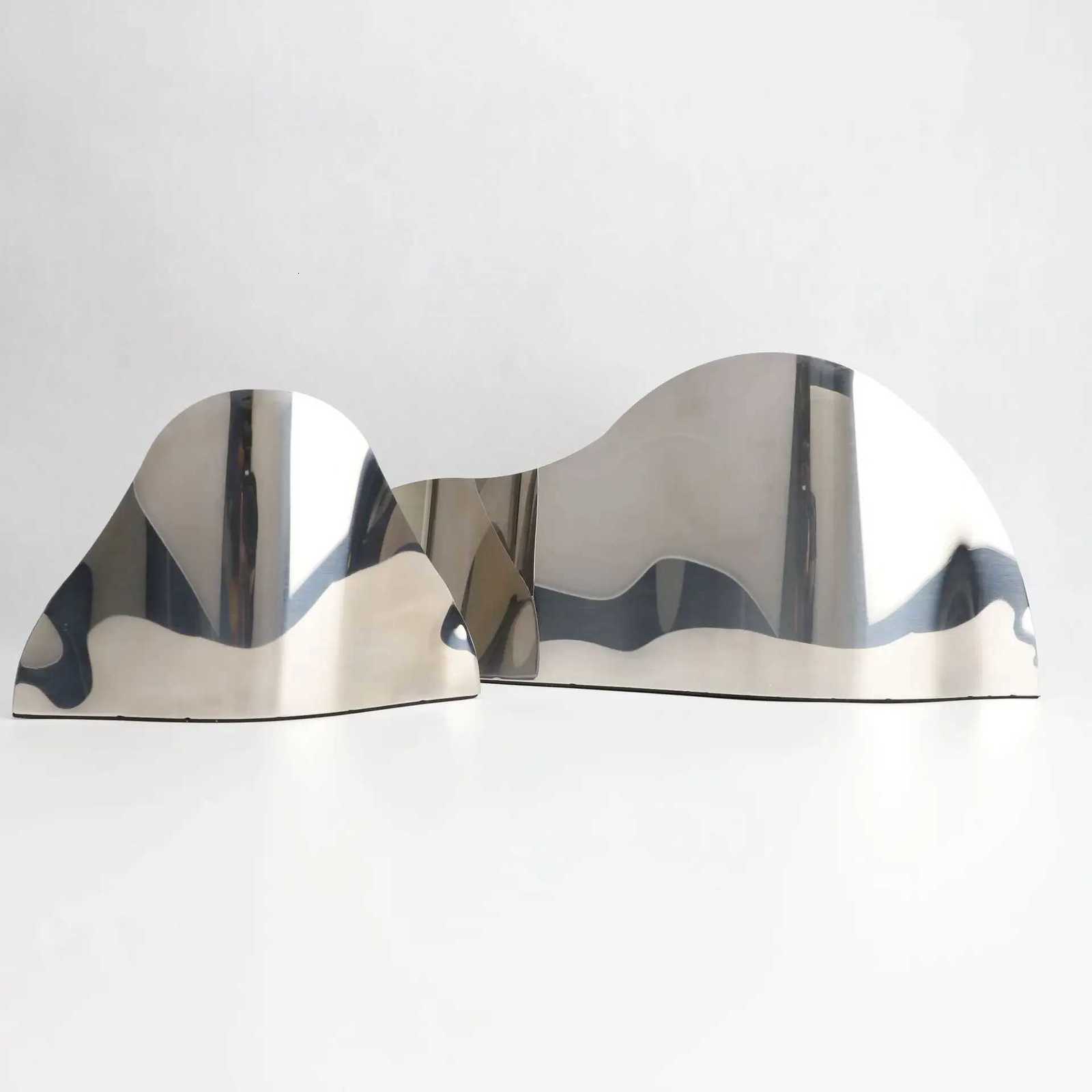 Creative Metal Vase Silver Wavy Shape Floral Arrangement Accessories Desktop Storage Container Flower Vase He Decoration Y251201