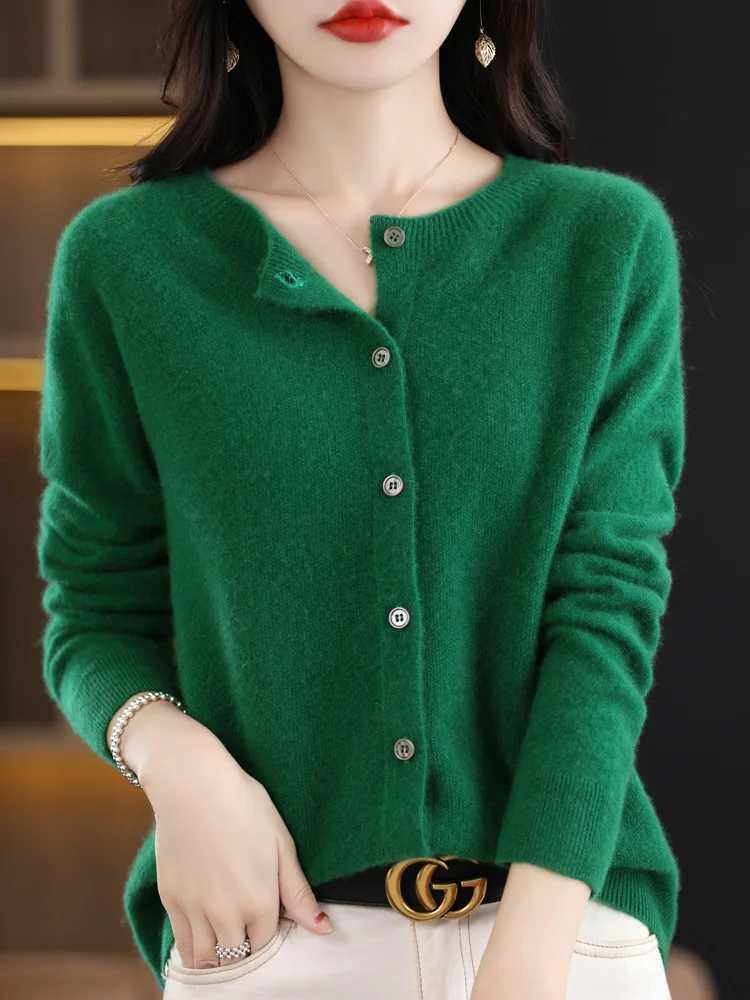 2024 New Chic Womens Basic O-neck Cardigan 100 Merino Wool Sweater Soft Grace Knitwear CoatSpring Autumn Female Clothes Tops M260306