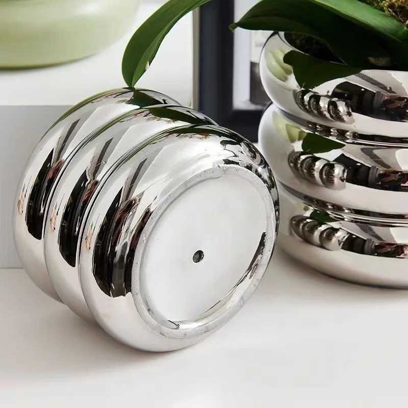 Simple Ceramic Flowerpot Off Desktop Green Plant Flowerpot Wind Silver Small Vase Flower Arrangement Decor Desktop Ornament Y251201