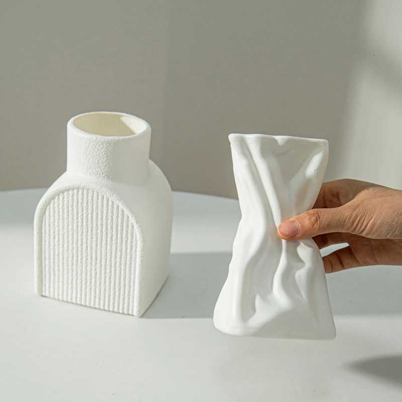 Plastic Flower Vase Modern Simple White Vase He Ro Decoration Ornaments Artistic Plant Pot Interior Decor Table Ornament Y251201