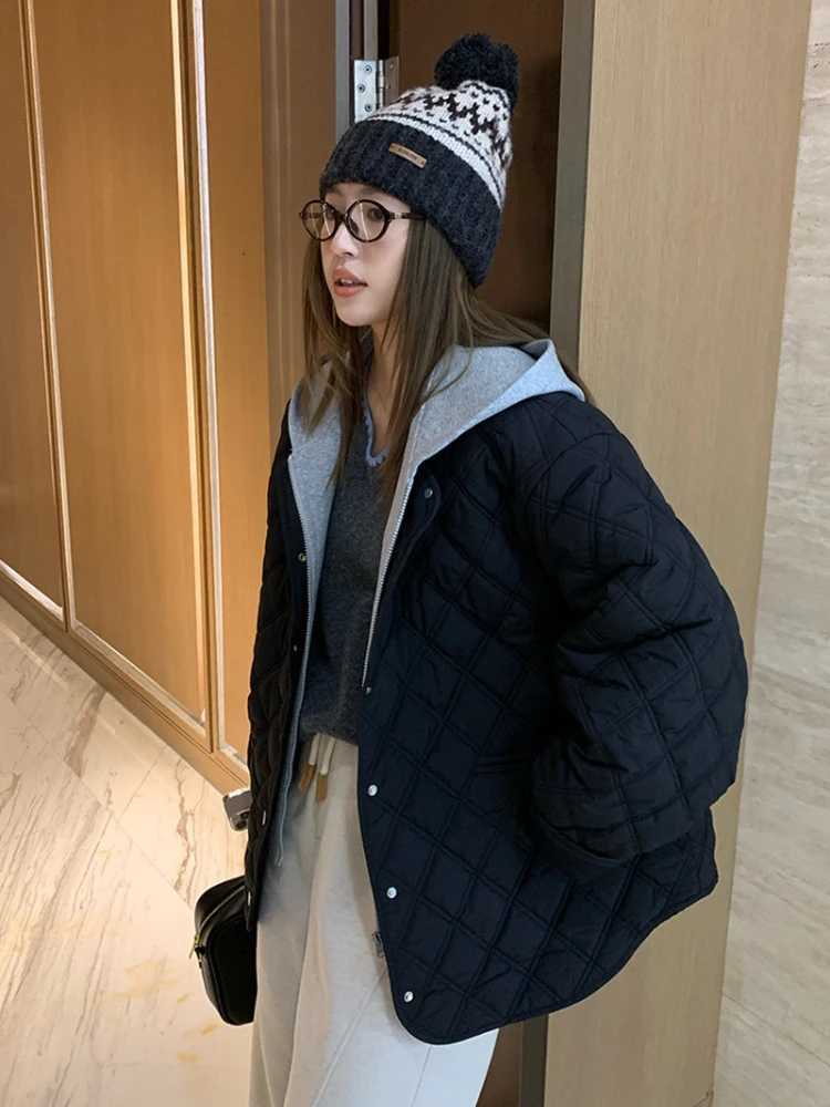 Female Basic Quilted Loose Parkas Jackets Women New Autumn Winter Womens Casual Hooded Solid Black Padded Bomber CoatsT251201