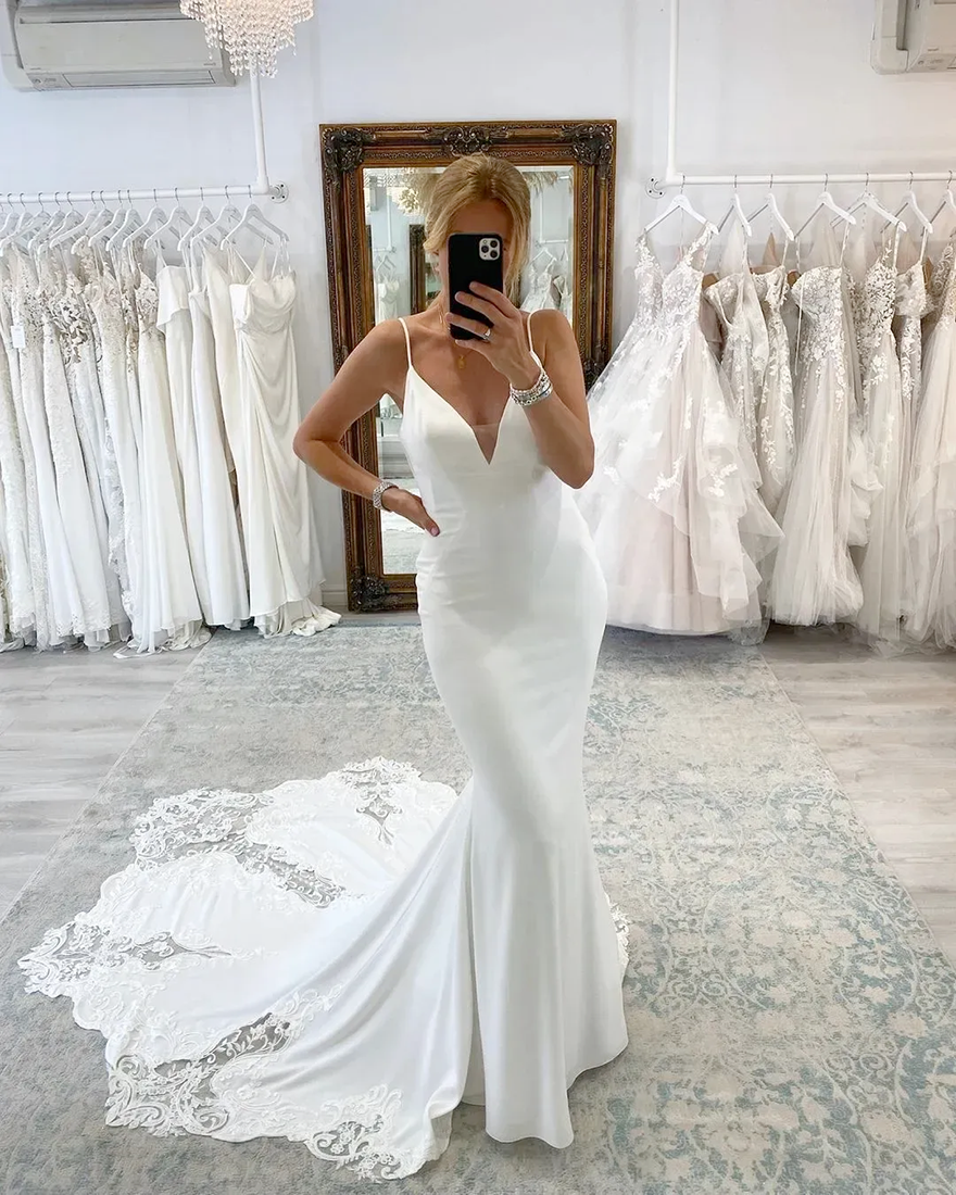 Sexy Backless Mermaid Wedding Dress Spaghetti Straps Lace Appliques Button Covered Open Back Long Bridal Gowns Dresses Custom Made Vestidos De Novias 