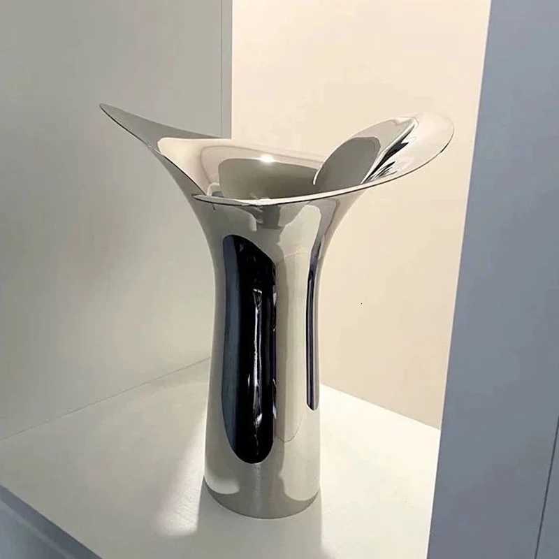 Modern Flower Vase Nordic Aesthetic Flower Bottle Desk Decorating Elegant Vases Ro Decoration Off Flowerpot Unusual Shape Y251201