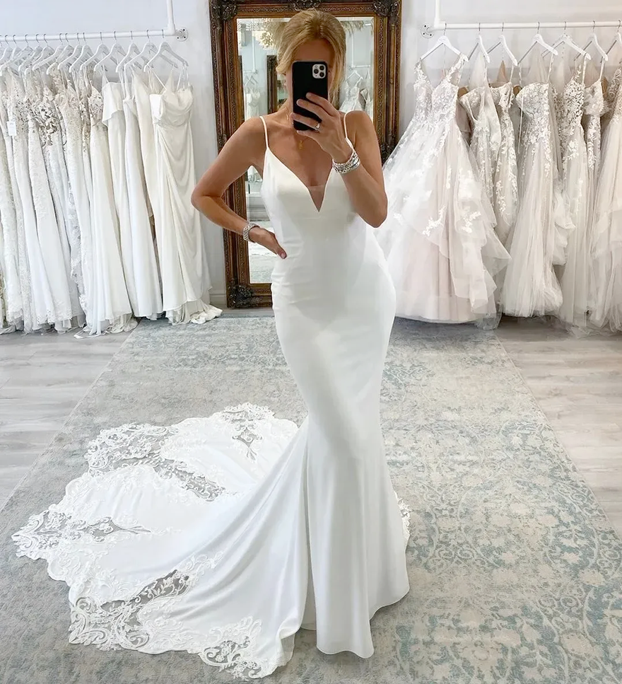 Sexy Backless Mermaid Wedding Dress Spaghetti Straps Lace Appliques Button Covered Open Back Long Bridal Gowns Dresses Custom Made Vestidos De Novias 