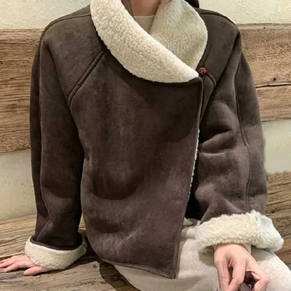 4 colors 2025 Winter Vintage Suede Lamb Fur Double-faced Fur Coat Coffee Women Lapel One Button Full Sleeve Short OuterwearT251201