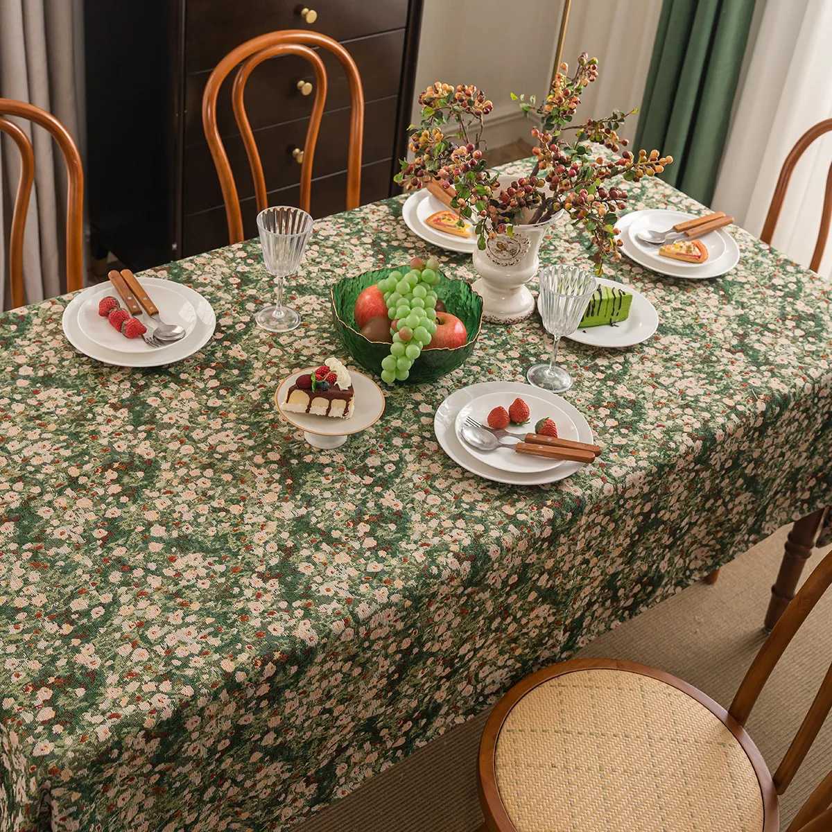 1pc Jacquard Green Grassland Tablecloth with Rolled Edges Suitable for Atmosphere Home Decoration in Tea Tables Dining Rooms Y251201