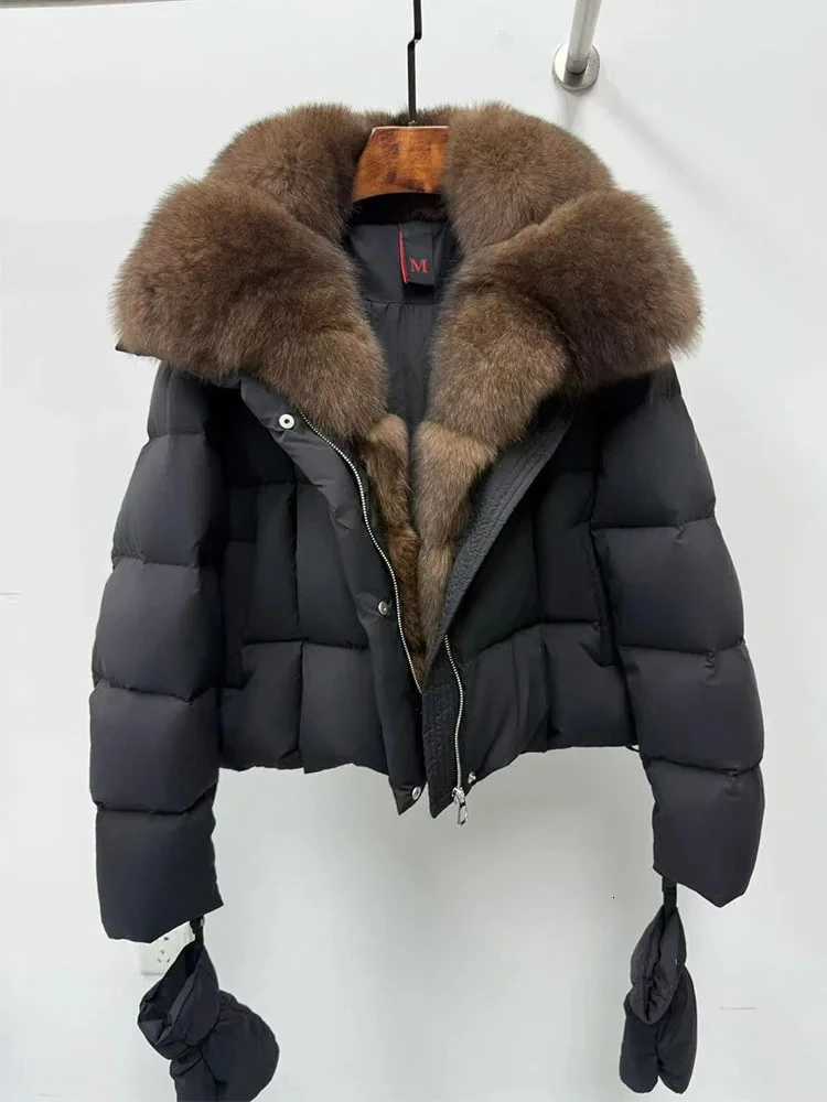 Down Jacket 2025 Luxury Huge Natural Fox Fur Collar Goose Down Jacket Women Casual Warm Puffer Jacket Down Coat Parka OutwearT251201
