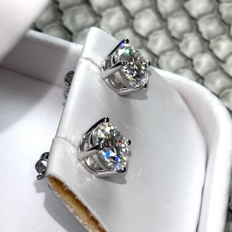 moissanite earrings Sterling Silver Diamond Stud Earrings 2ct Genuine D Color Moissanite for Ladies Gentlemen 925 Silver Earring Jewelry