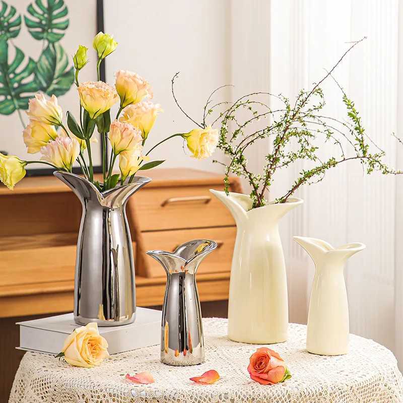 European High-grade Silver Ceramic Vase Ornaments Living Ro Model Ro Flower Arrangement Vase Living Ro Table Ornaments Y251201