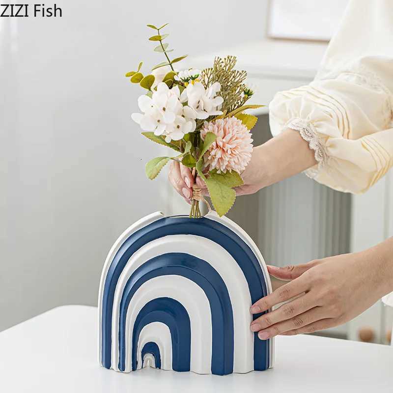 Blue and White Stripes Ceramic Vase Desk Decoration Artificial Flower Decorative Flower Arrangement Vases Ro Aesthetic Decor Y251201