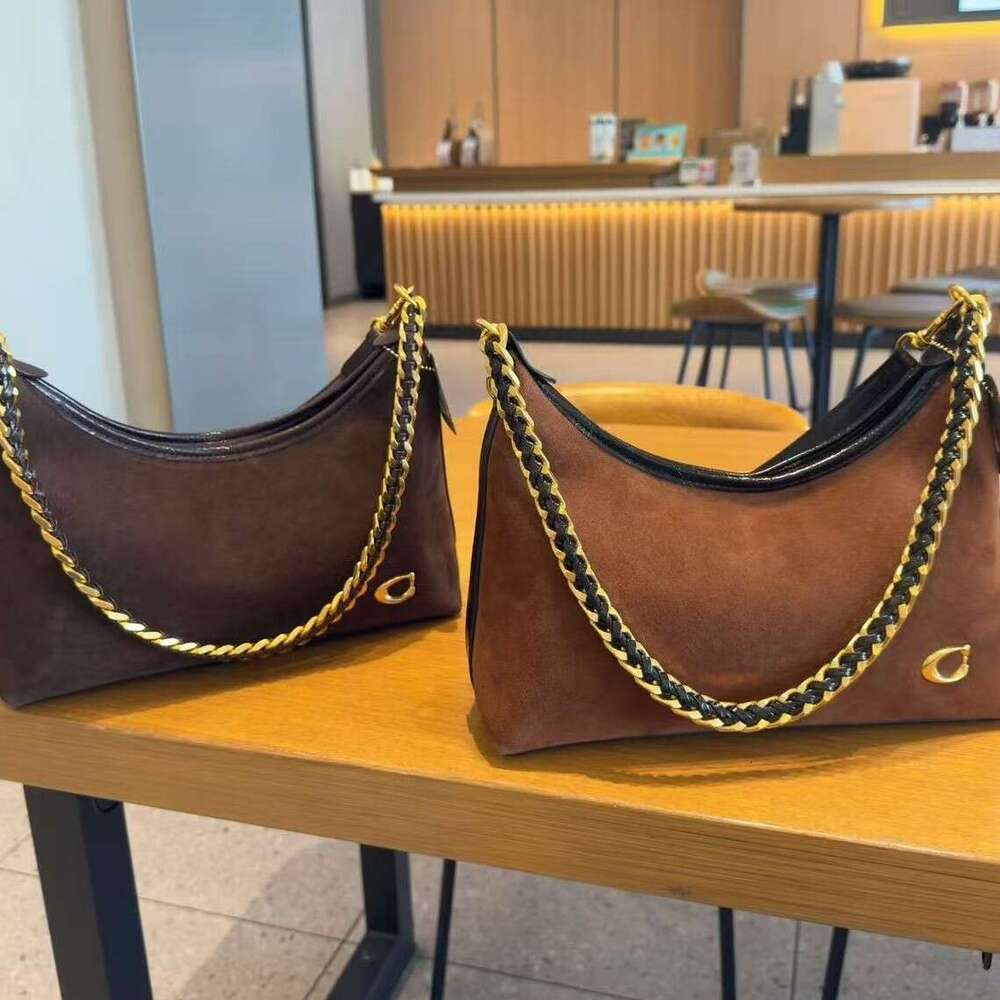 Vintage Large Capacity Chain Underarm Tote for Women 2025 Autumn Winter New High-end Versatile Shoulder Crossbody Bag