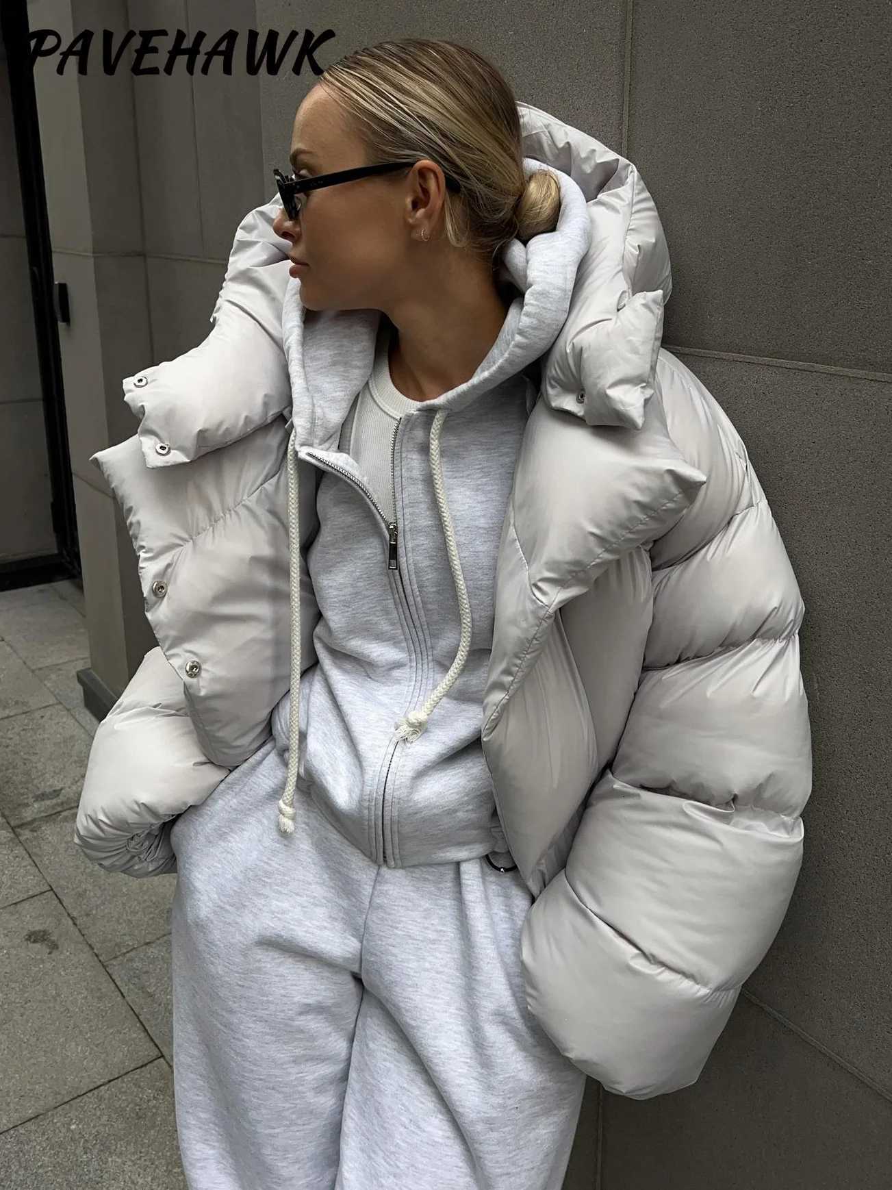 Winter Quilted Jacket Women Hooded Thick Warm Solid Streetwear Zipper Loose Down Parkas Streetwear Office Ladies Puffer OutwearT251201