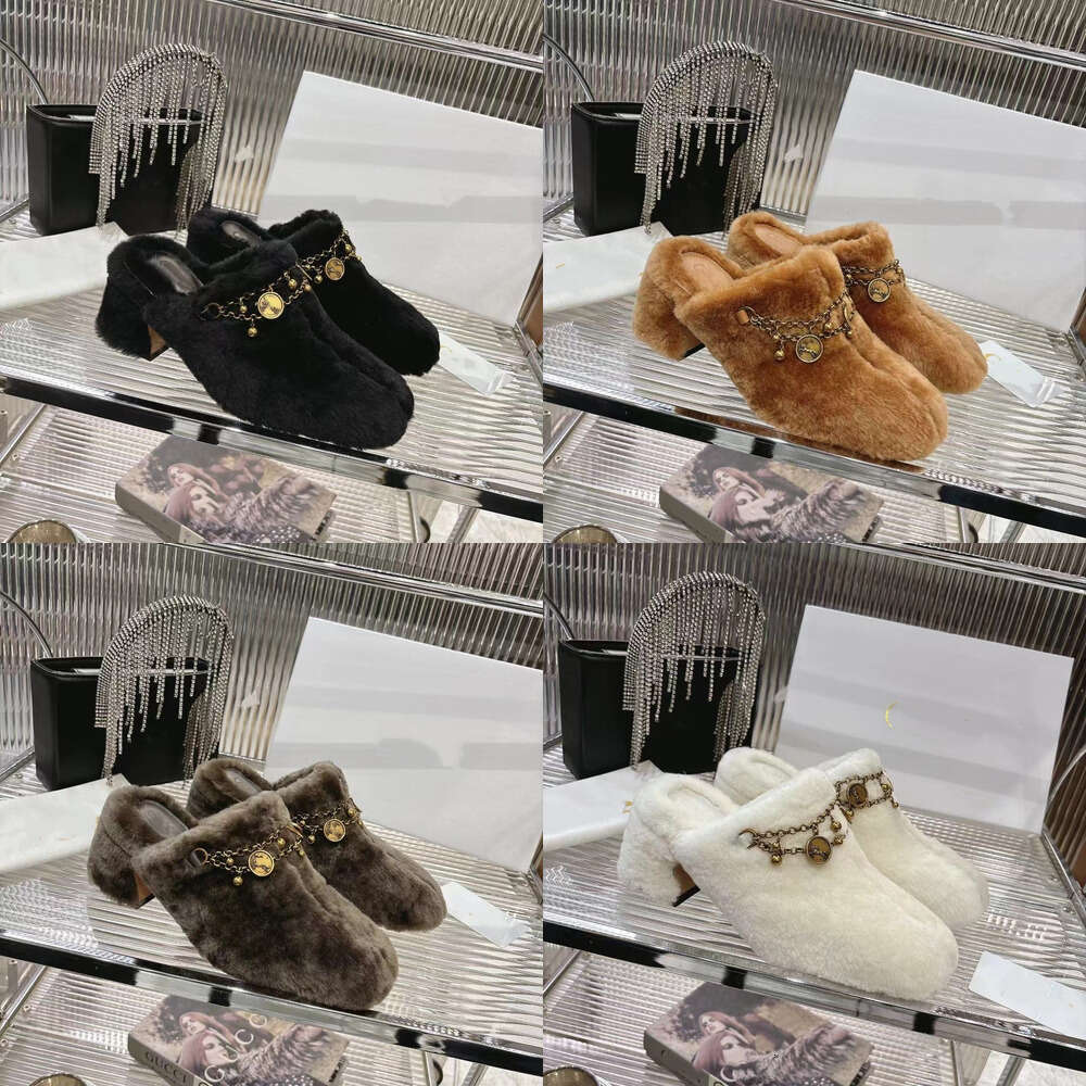 Fashion Luxury Fluffy Scuffs Australian fur wool Moccasin Mule clog sandals winter outdoor sports walk shoe Womens charms furry wedge heels slide Designer slippers