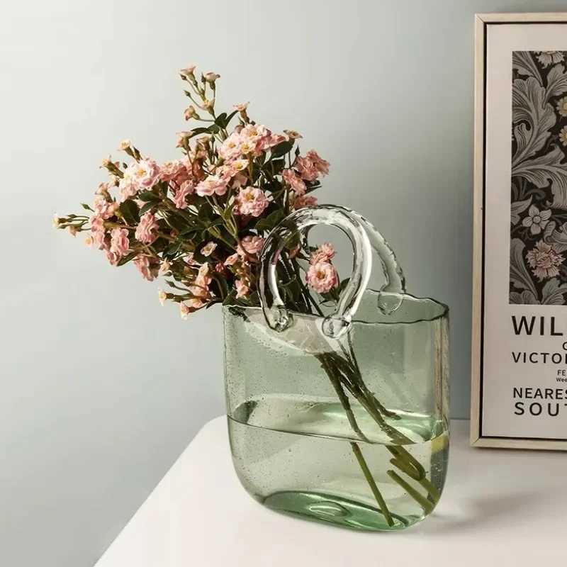 Nordic Vase He Decor Ins Style Bag Vase Designer Handbag Hydroponic Flower Basket Fish Farming Fishbowl Y251201