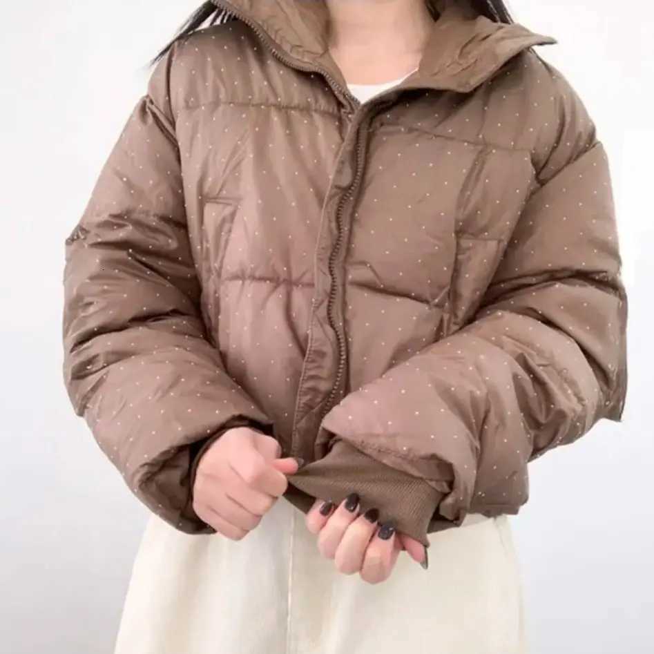 2025 New Winter Clothing Parkas Womens Outwear Short Coats Korean Rhinestone Coat Ladies Thickened Warm Cotton Puffer JacketsT251201