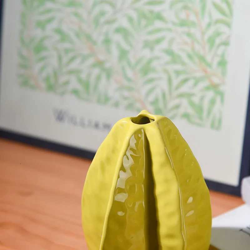 Ceramic Vase Carambola Lovely Star Fruit Shaped Vase Fruit Ornament Floral Arrangement Accessories Terrarium He Decoration Y251201