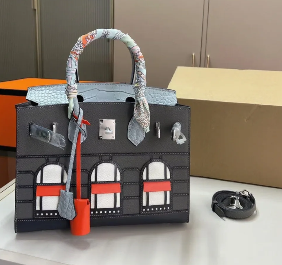 Elegant 20/25/30 cm Faubourg handbag with detachable shoulder strap, exquisite house pattern, perfect choice for women, luxurious designer-style bag