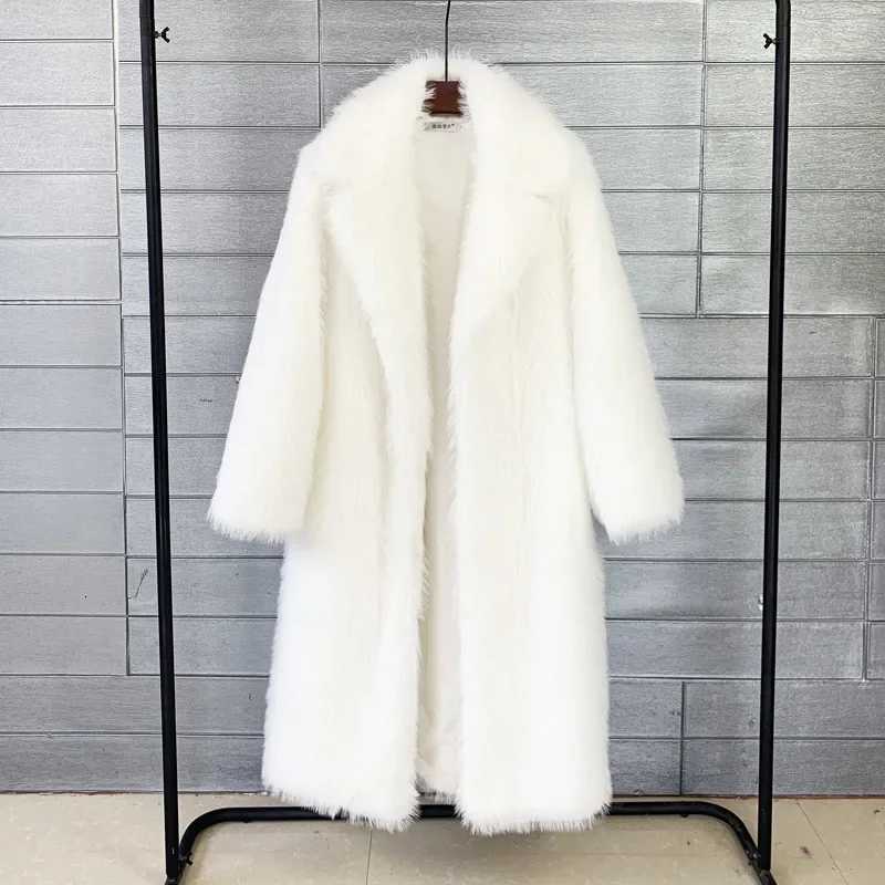White Long Faux Fur Coat Women Autumn Winter Large Jacket Overcoat Turn Down Collar Pockets Thick Coat Warm Jackets Maxi CoatsT251201