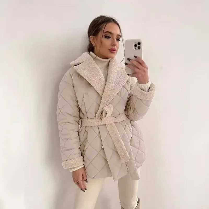 Elegant Quilted Coat With Faux Fur Lining For Women Fashion Lapel Belted Waist Coat Lady 2025 Fall Winter Chic Street OuterwearT251201