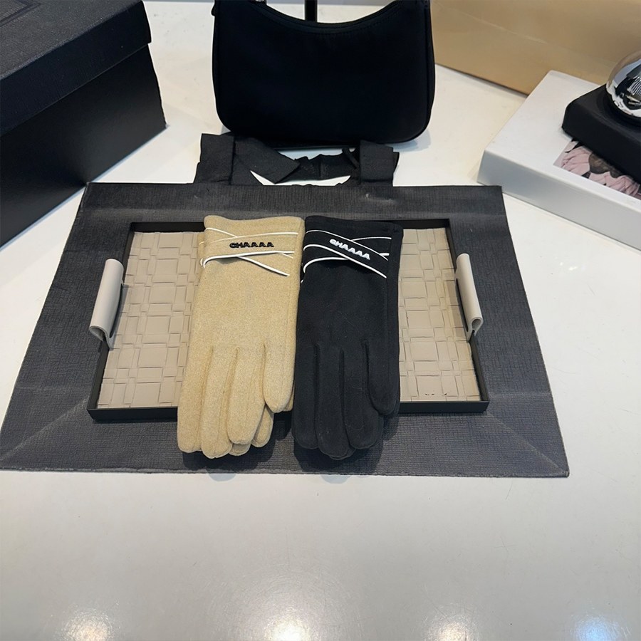 Designer Five Finger Gloves Unisex Winter Gloves Letter Women Mens Designer Gloves Keep Warm Five Fingers Luxury Glove Thicken Fashionable Classic