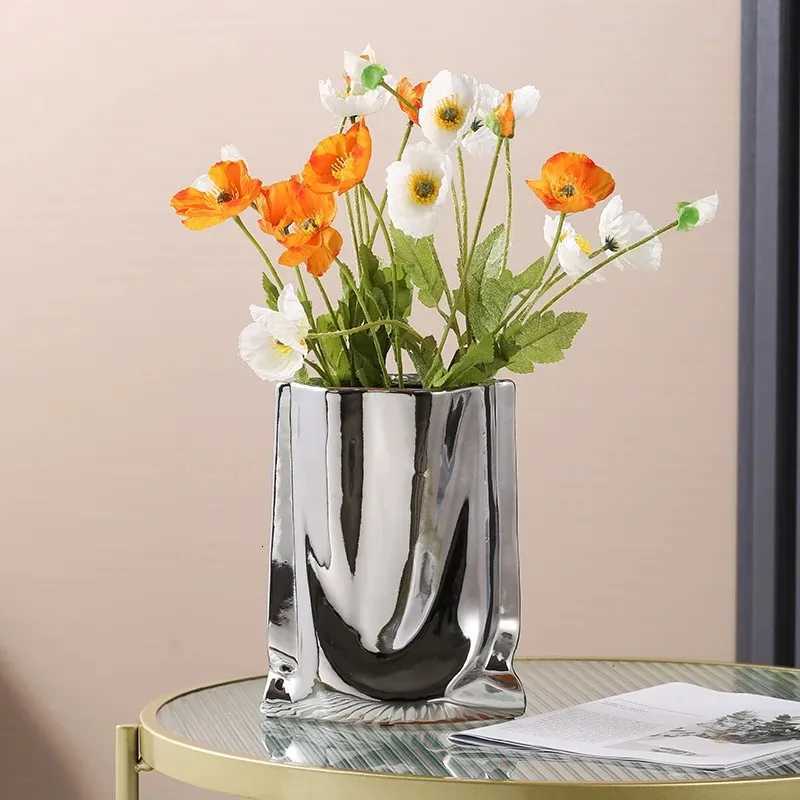 Silver Ruffled Flower Vase Ceramic Vase Porcelain Flower Arrangement Decoration Bag Shape Terrarium He Decoration Vases Pots Y251201