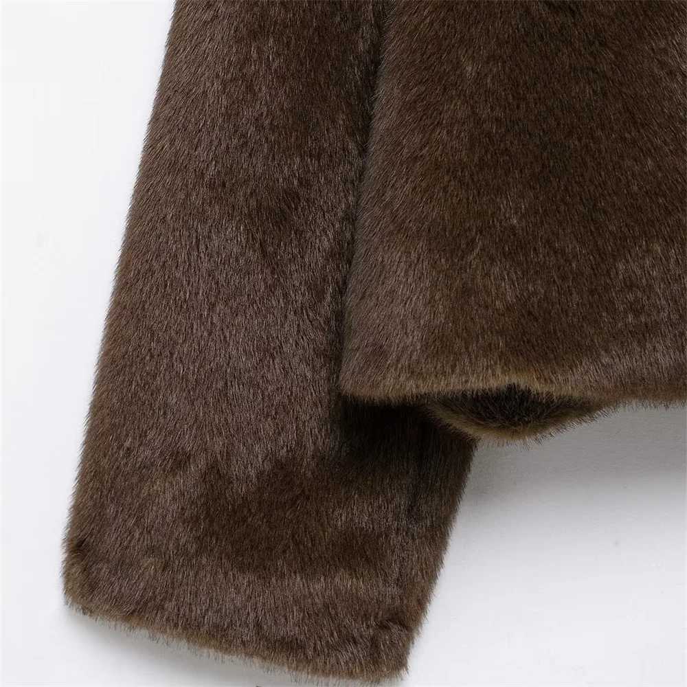 Womens New Product Brooch with Artificial Fur Effect Round Neck Long Sleeve Solid Color Warm Jacket CoatT251201