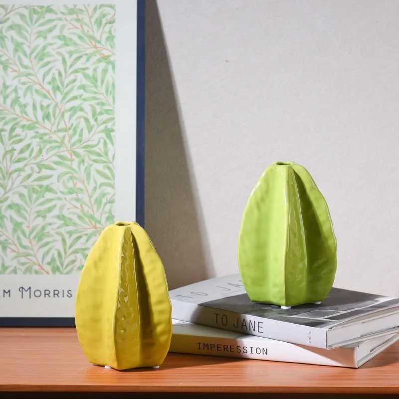 Ceramic Vase Carambola Lovely Star Fruit Shaped Vase Fruit Ornament Floral Arrangement Accessories Terrarium He Decoration Y251201