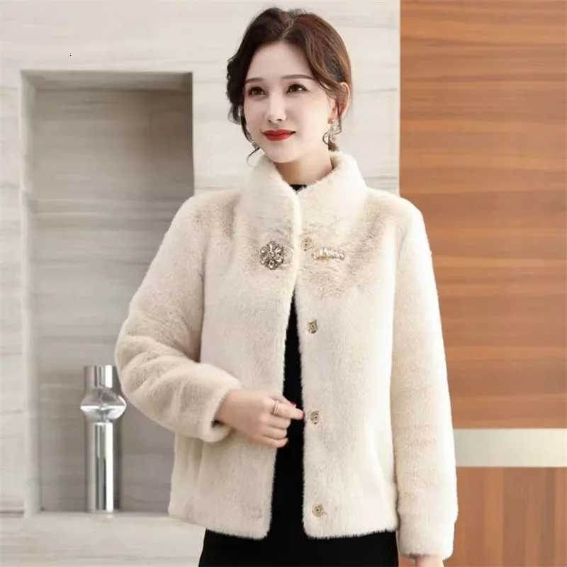 2025 Winter New Mink-Like Coat Women Fur Jacket Thickened Stand-UP Collar Outwear Short Mink Velvet Overcoat Female Fashion TopsT251201