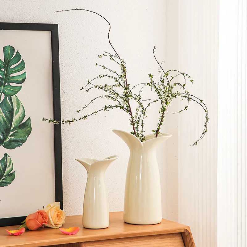 European High-grade Silver Ceramic Vase Ornaments Living Ro Model Ro Flower Arrangement Vase Living Ro Table Ornaments Y251201