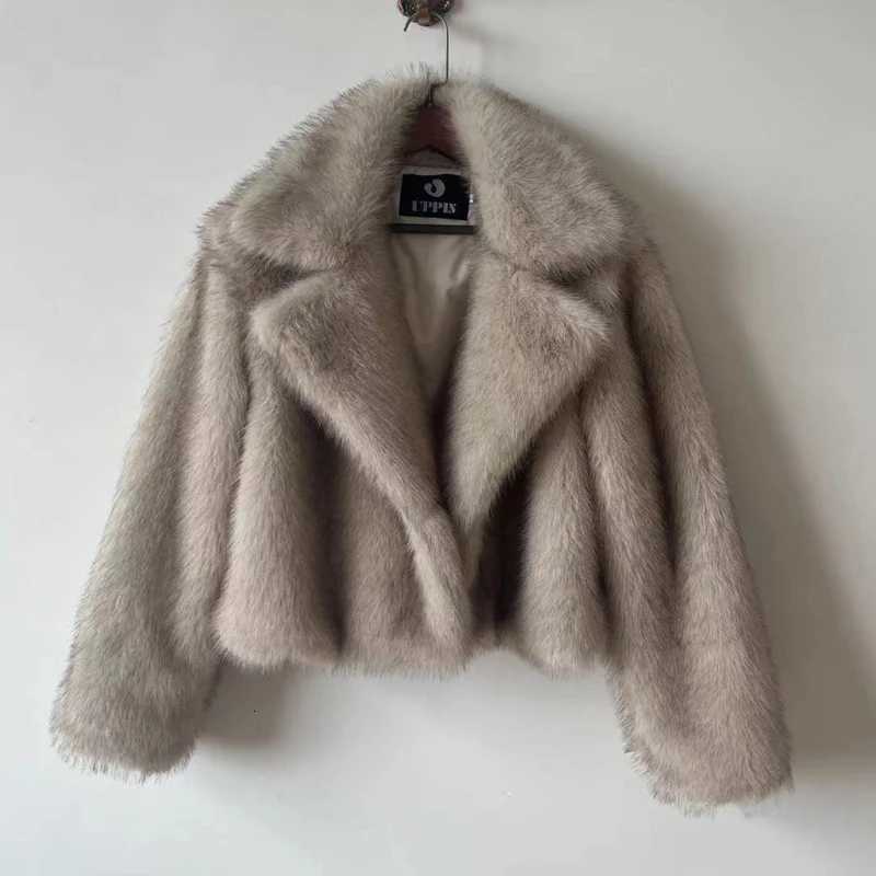 2025 Luxury Brand Autumn Winter Fur Coat Women Short Lazy Wind Fox Fur Jacket Cropped Fluffy Casaco De Pele FemininoT251201